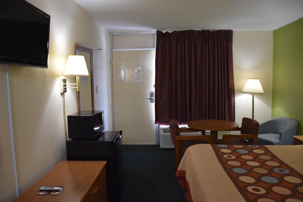 Super 8 By Wyndham 2* Tifton