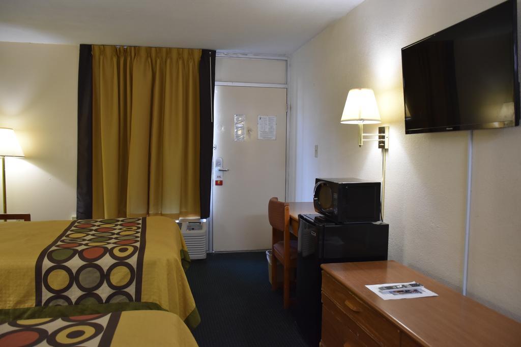 Super 8 By Wyndham 2* Tifton