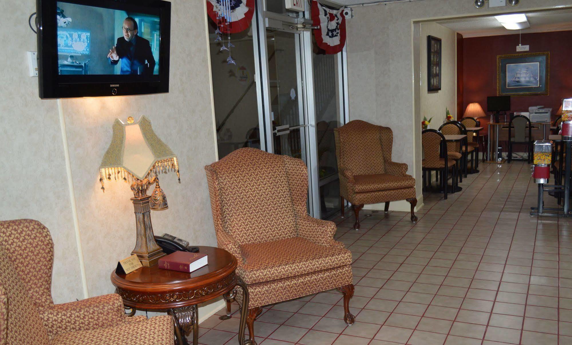 Super 8 By Wyndham Tifton