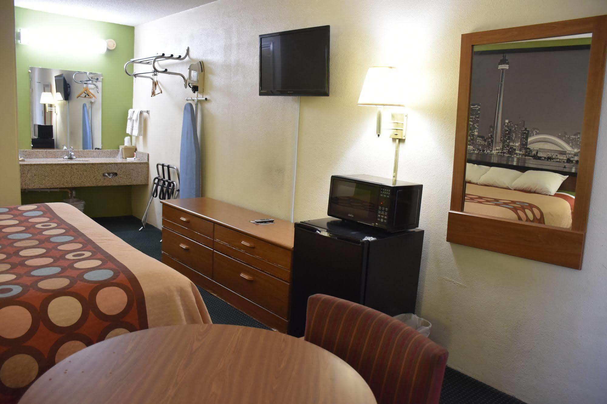 Hotel Super 8 By Wyndham Tifton