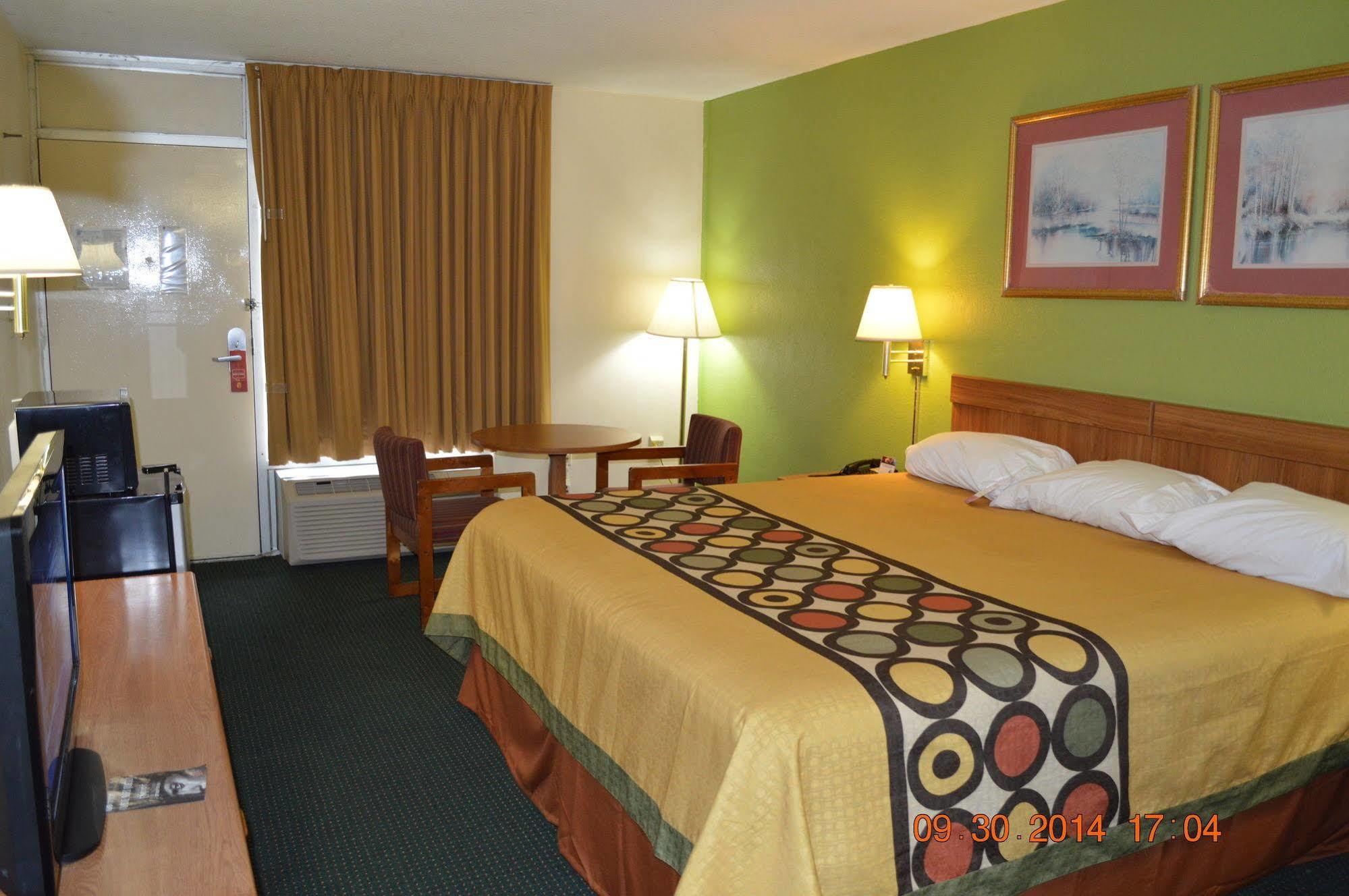 Super 8 By Wyndham 2*